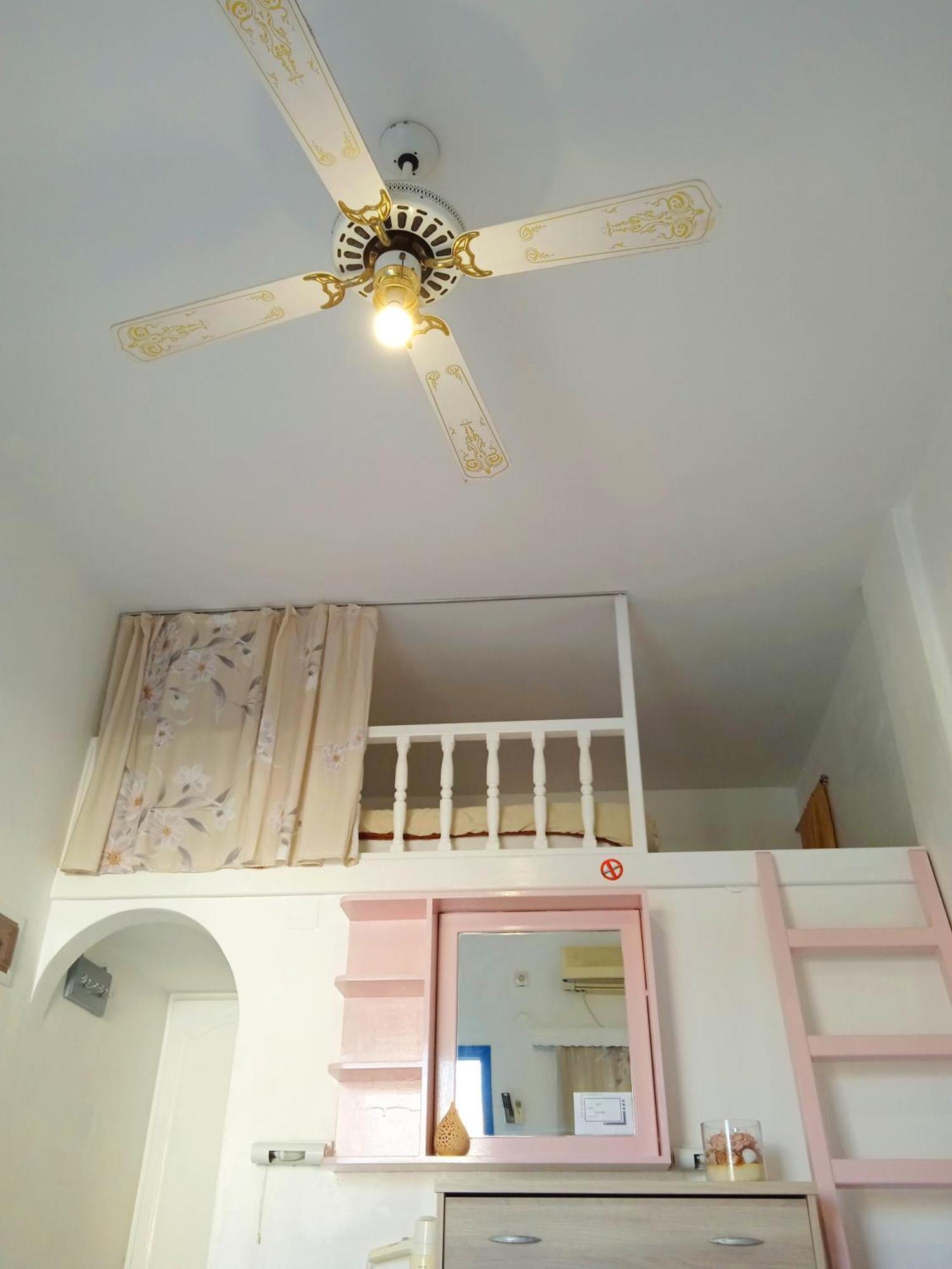 The Best Perissa  Quarto foto